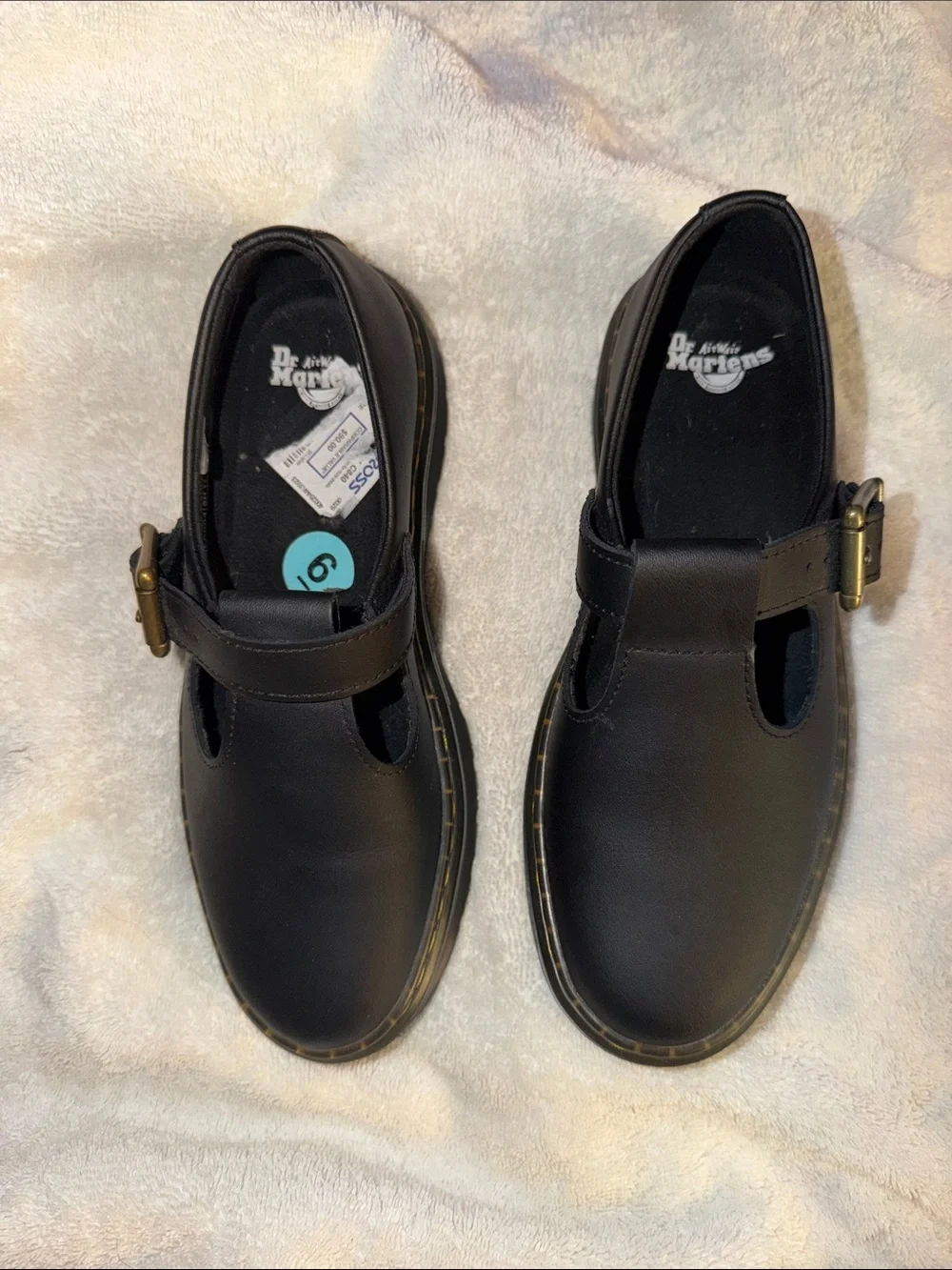 Dr. Martens smooth black